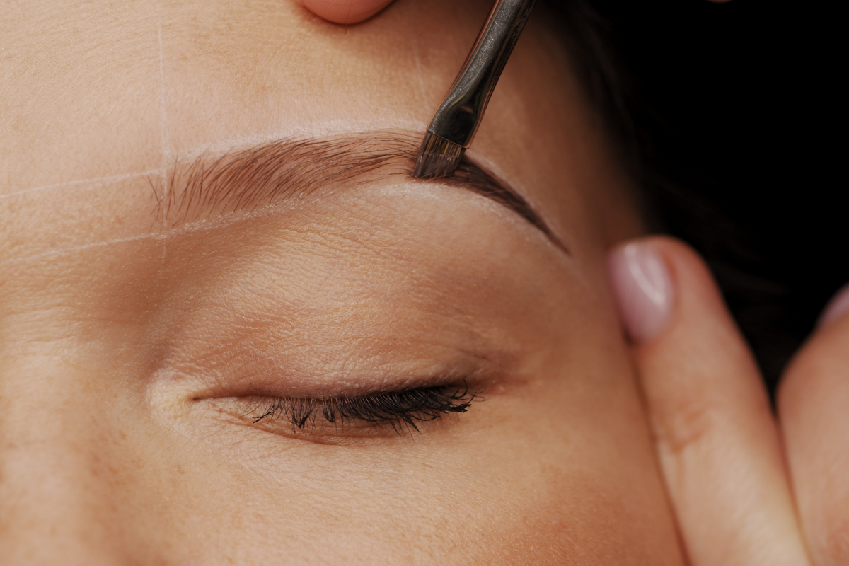 Wenkbrauwen verven